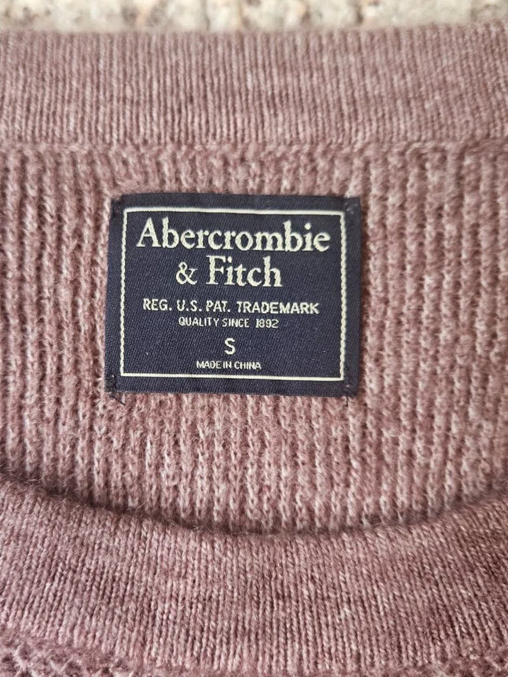 Abercrombie Pullover Zipper Crew Sweater in Mauve